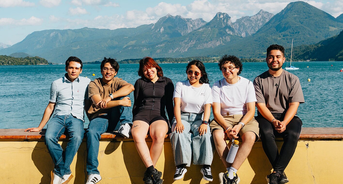 On the last day of their trip, the group drove to Lake Wolfgang.