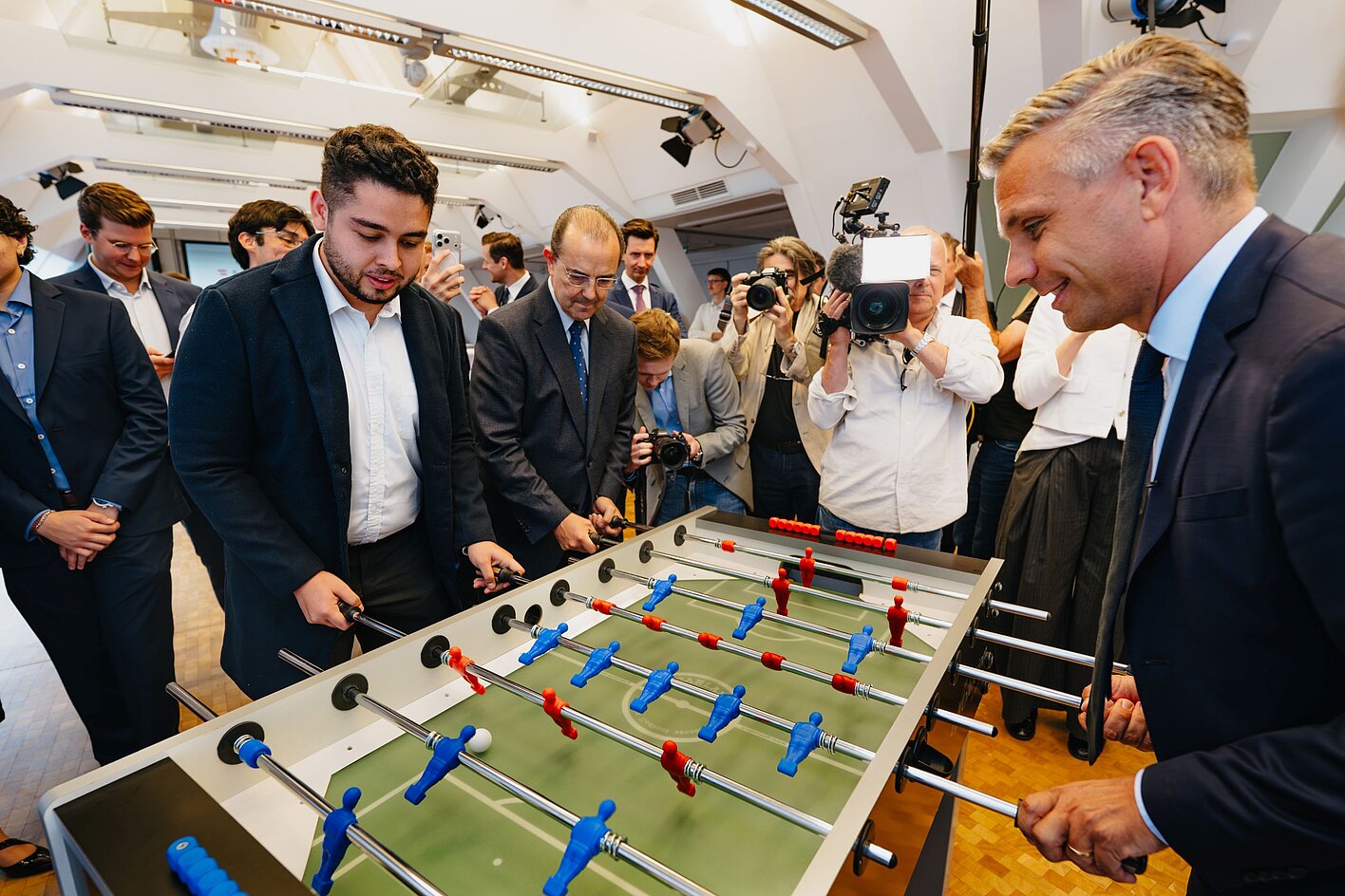 Table soccer match with Federal Minister Hattmannsdorfer.
