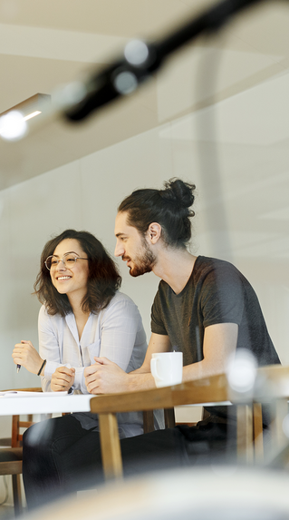 Students discussion with professor