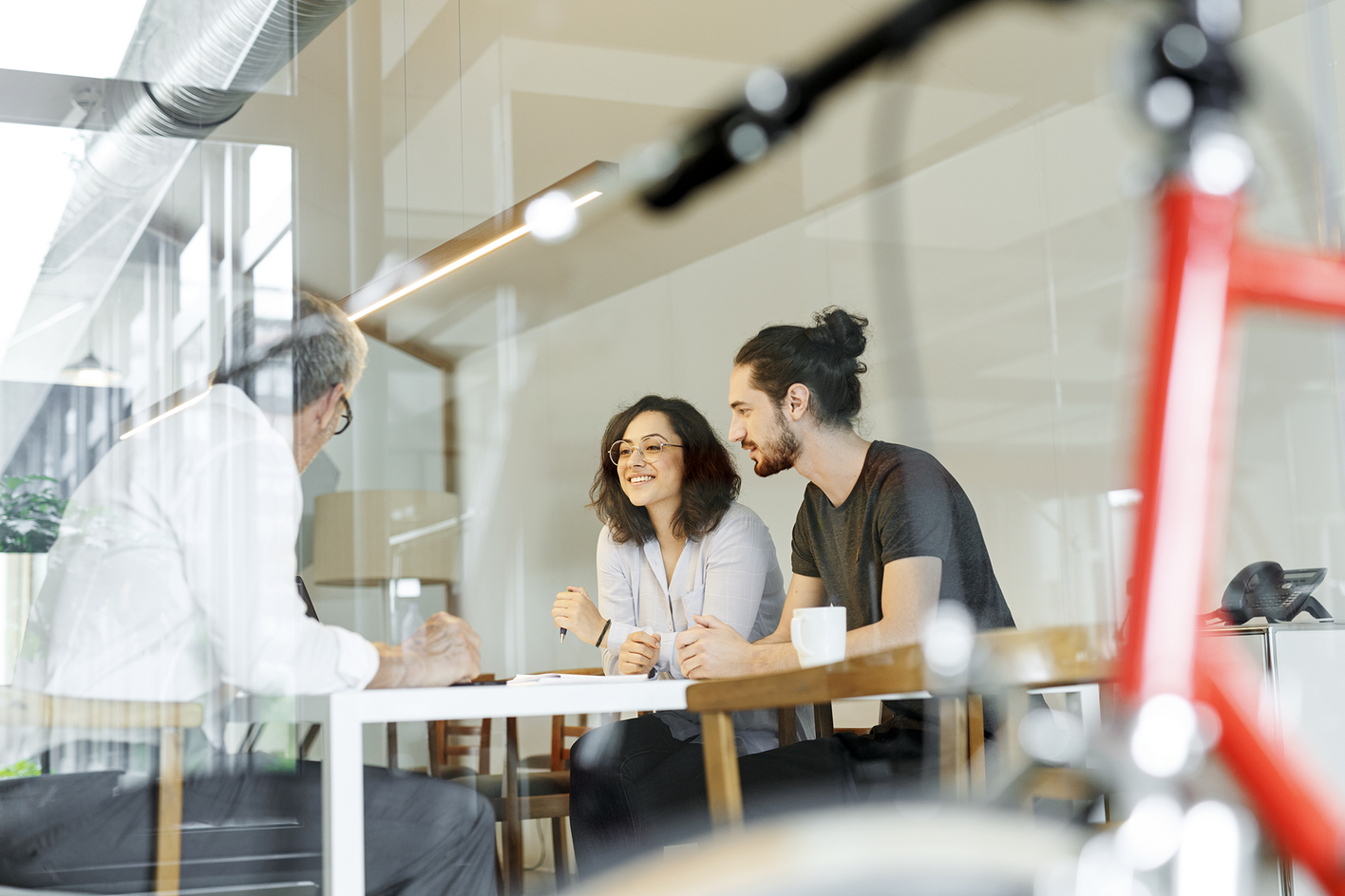 Students discussion with professor